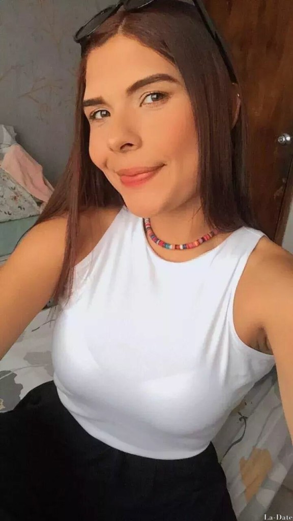 Fabiola Profile image 4