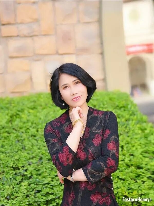 Joan Profile image 3