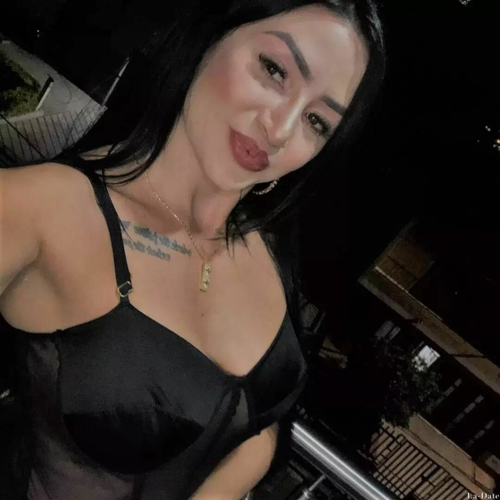 Raquel Profile image 6