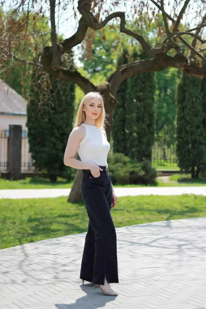 Jana, 32