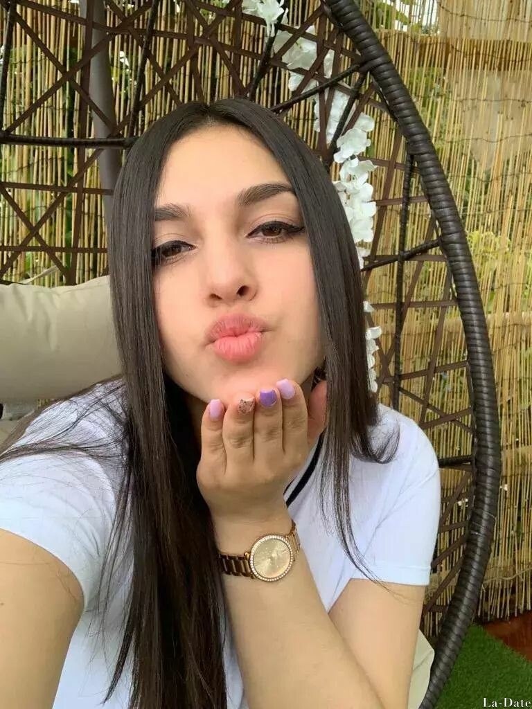 Maria Fernanda Profile image 2