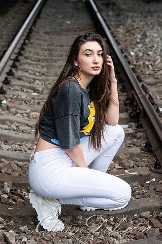Ksyu, 26