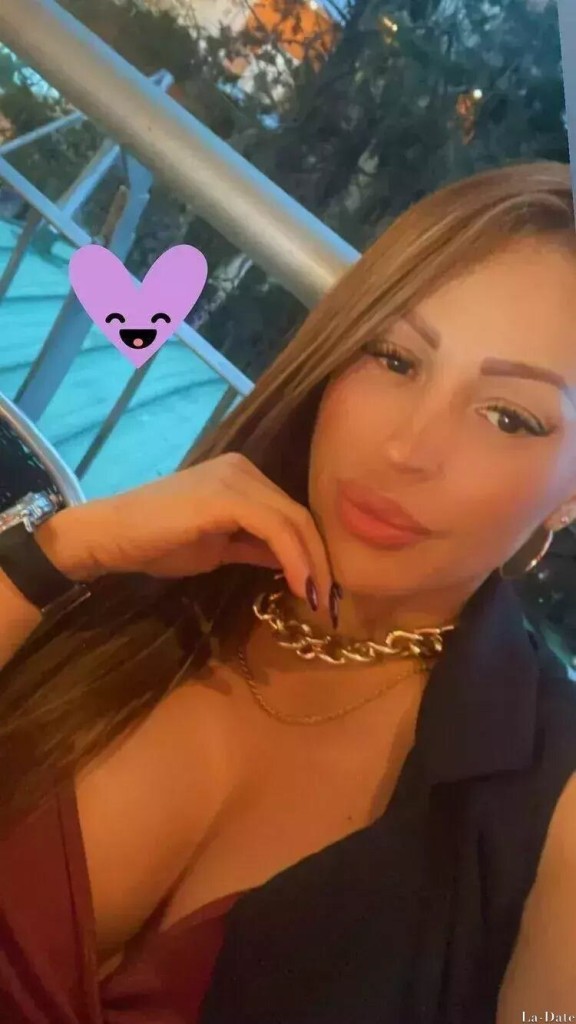 Yulexi Profile image 5
