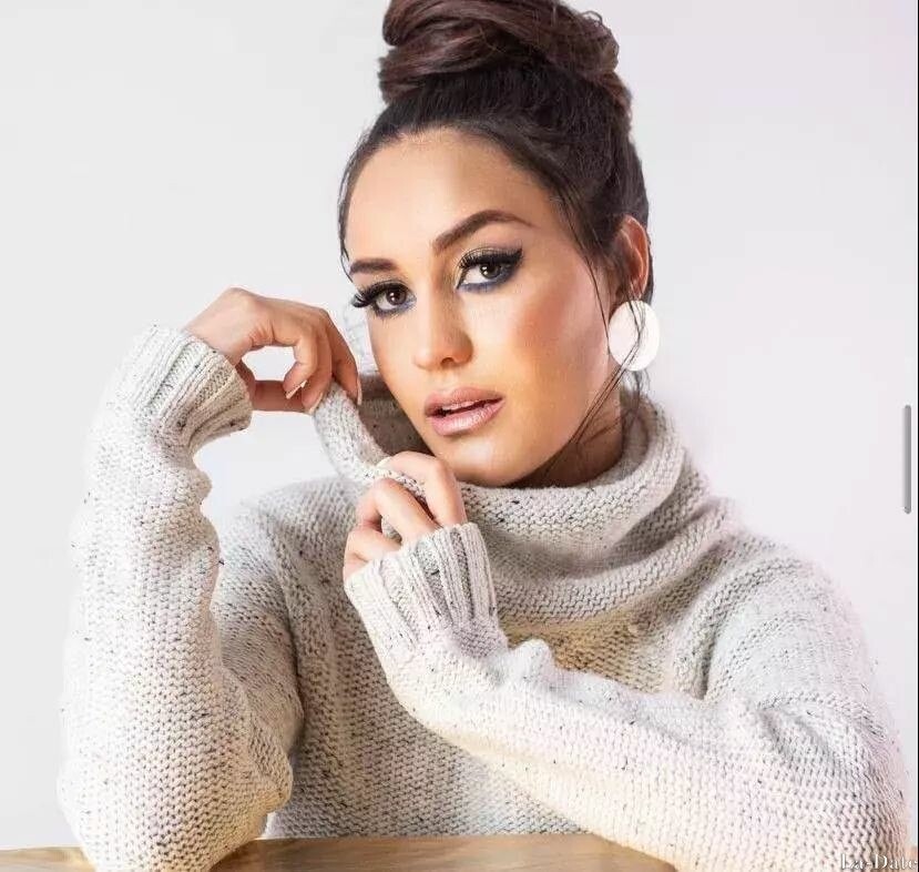 Andrea Profile image 3